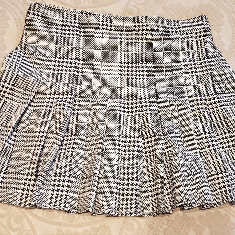 Plaid mini skirt